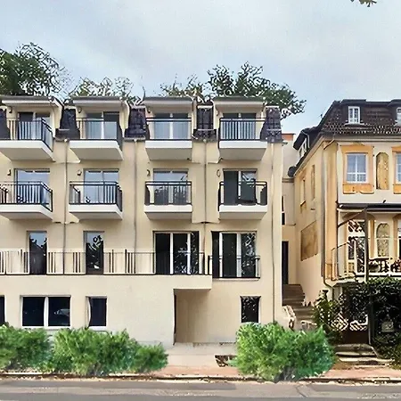 Strandhotel Buckow gut-Hotels SEE-2
